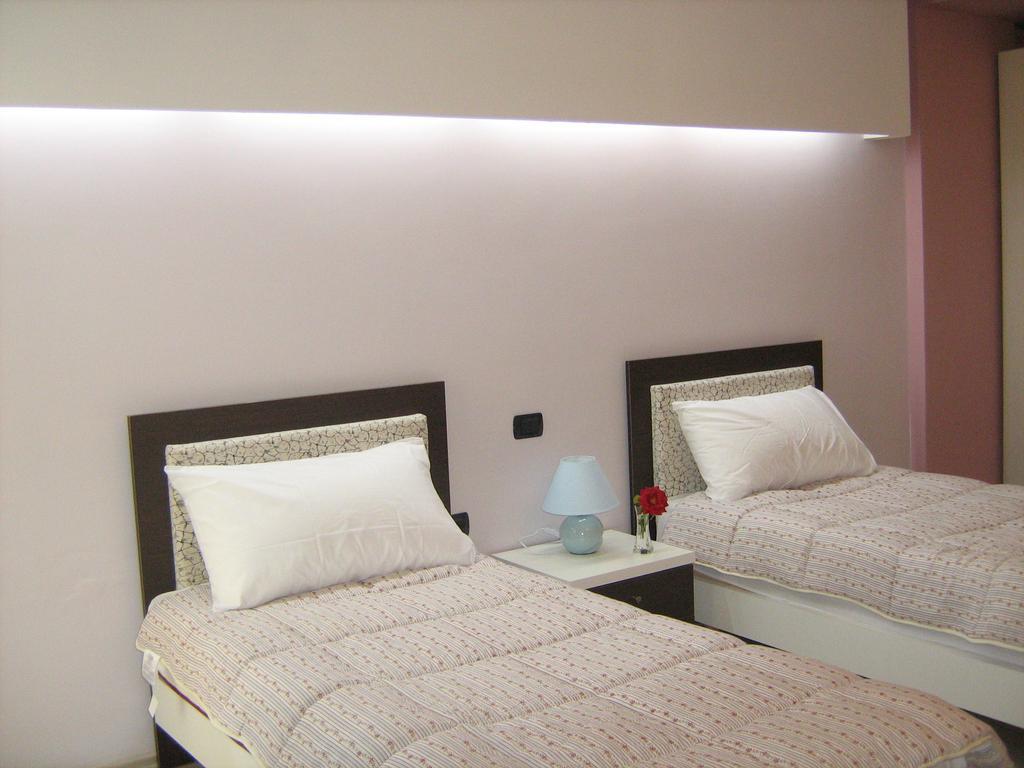 Hotel Albion ดูร์เรส ภายนอก รูปภาพ