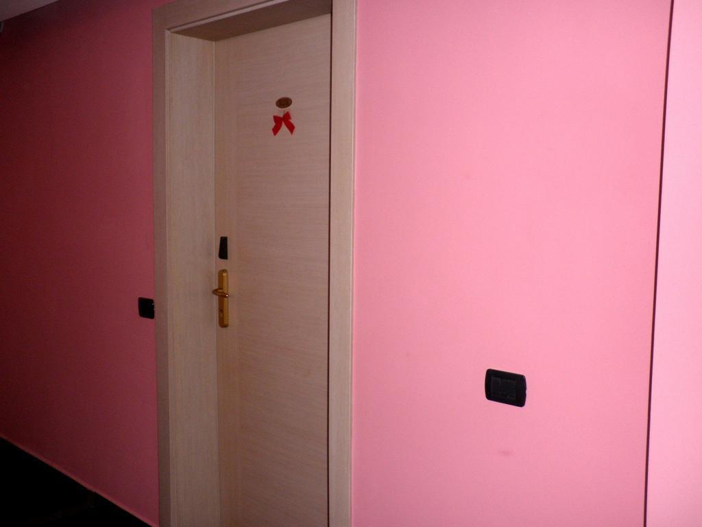 Hotel Albion ดูร์เรส ภายนอก รูปภาพ